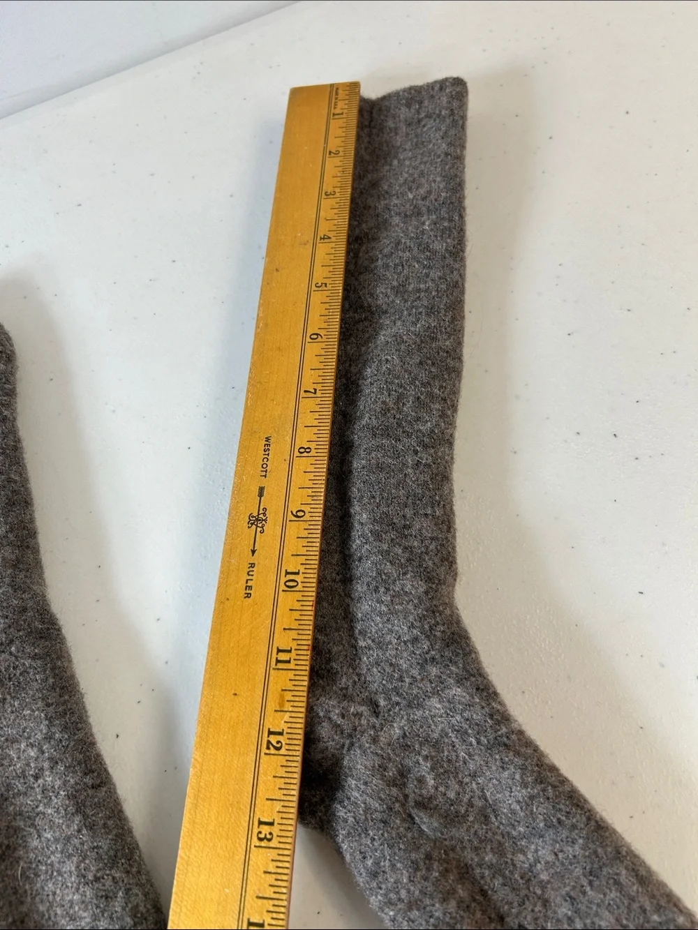 Soft Wool-Blend‎ Crew Socks in Gray and Brown